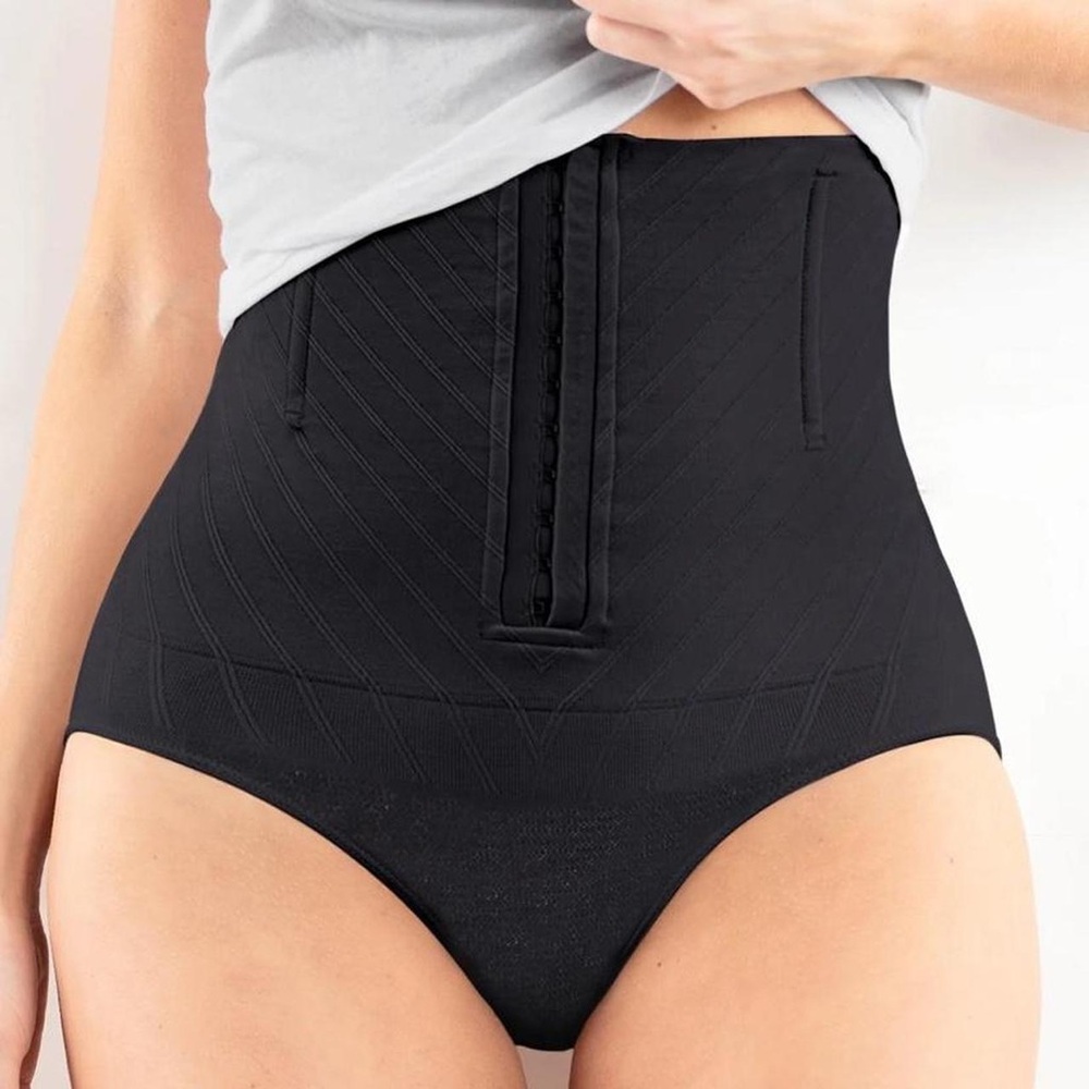 Belly Bandit C-Section & Postpartum Recovery
Underwear Black Size Medium
